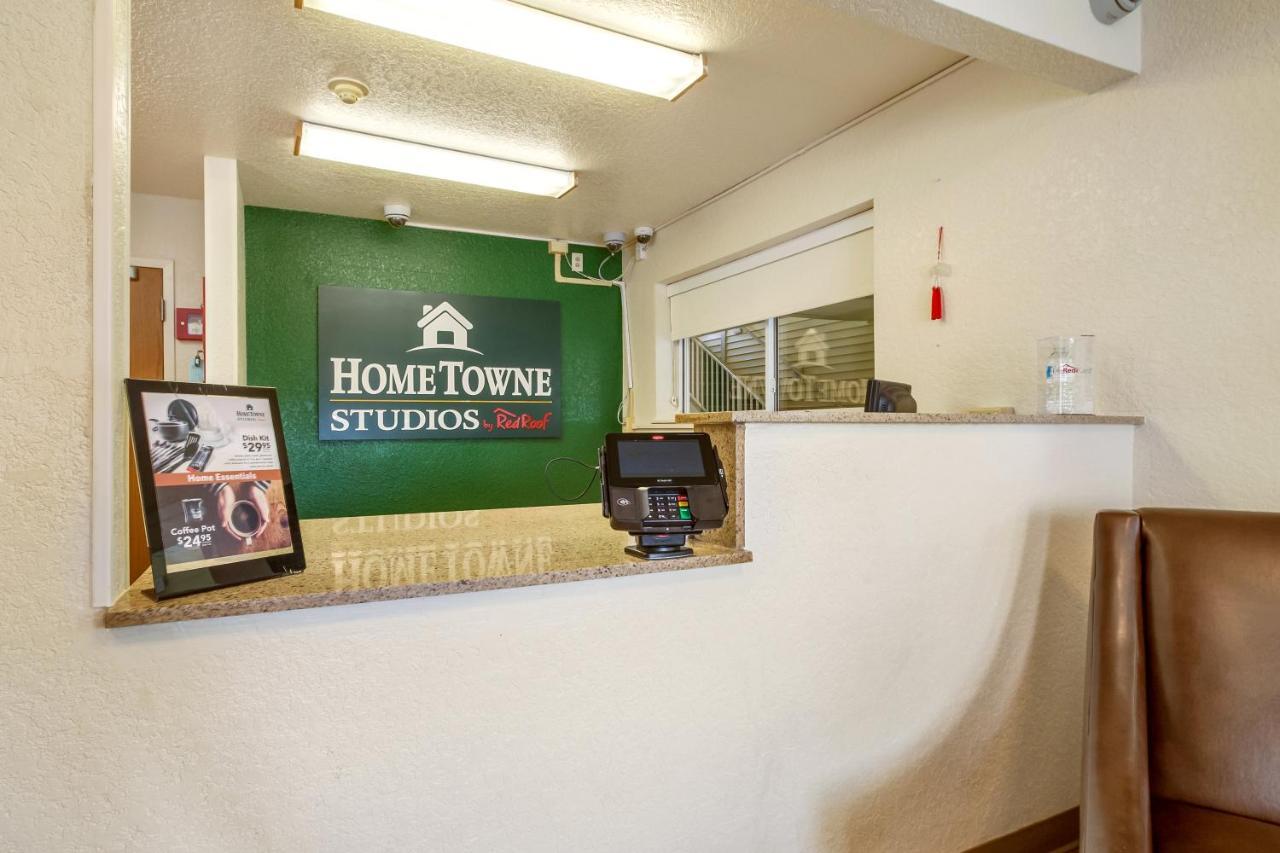 Hometowne Studios By Red Roof Philadelphia - Maple Shade, Nj Экстерьер фото